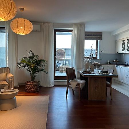 Sea Towers Apartament 27- Min 2 Noce Gdynia Exterior photo